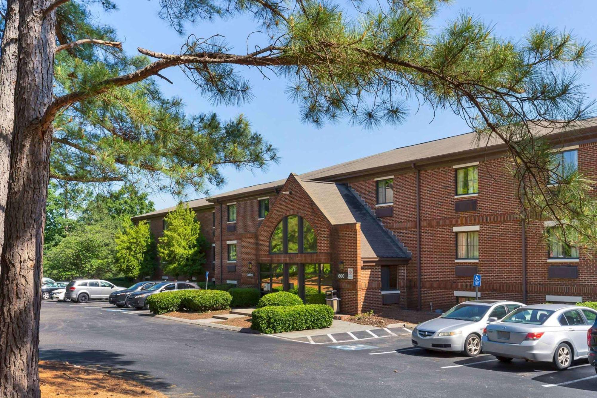 Extended Stay America Suites - Raleigh - Cary - Harrison Ave Zewnętrze zdjęcie