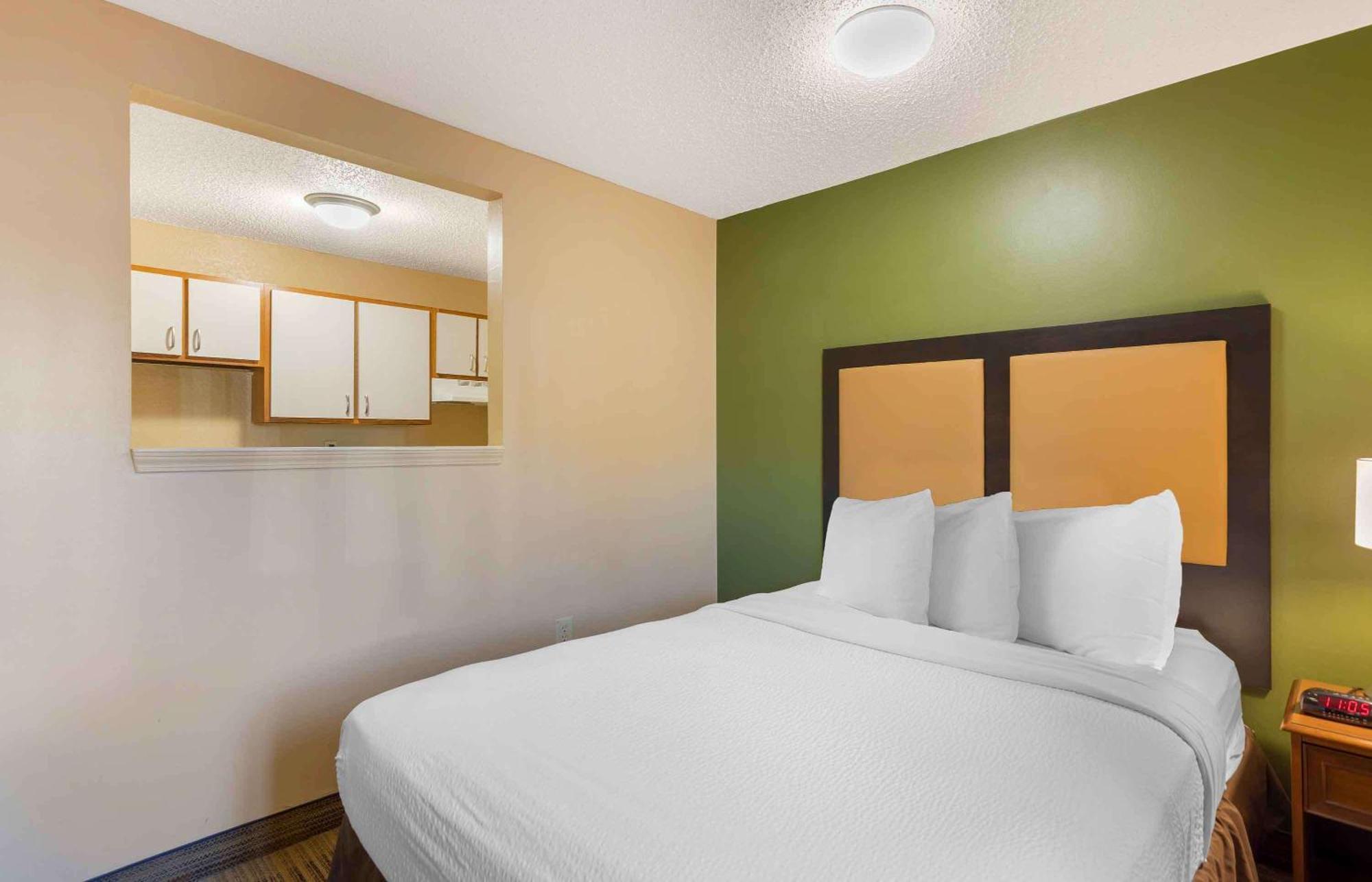 Extended Stay America Suites - Raleigh - Cary - Harrison Ave Zewnętrze zdjęcie
