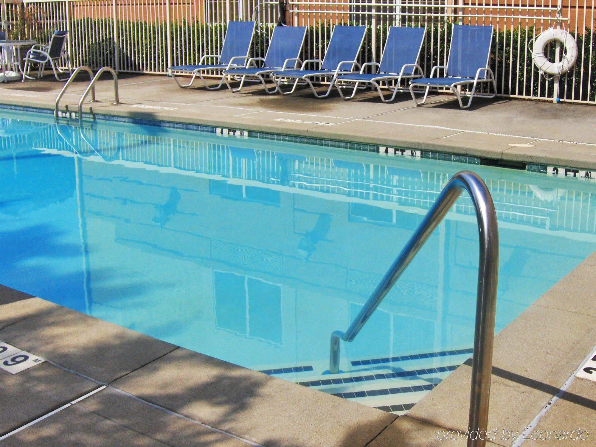 Extended Stay America Suites - Raleigh - Cary - Harrison Ave Zewnętrze zdjęcie